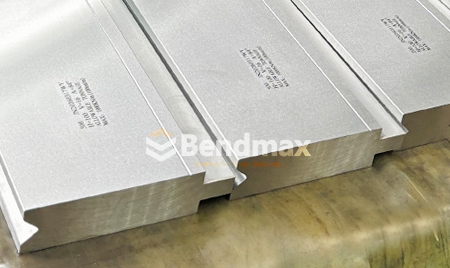 Trumpf system 84 degree single V die 